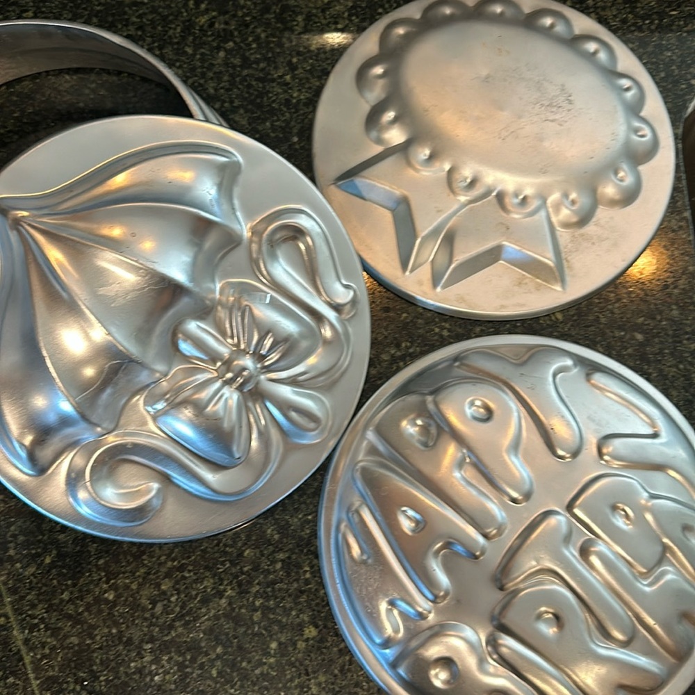Vintage WILTON 3D cake pan interchangeabke toppers birthday, baby shower 4pc